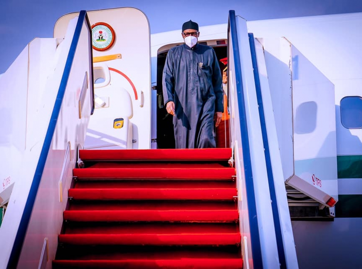 President Buhari returns after UK medical check-up